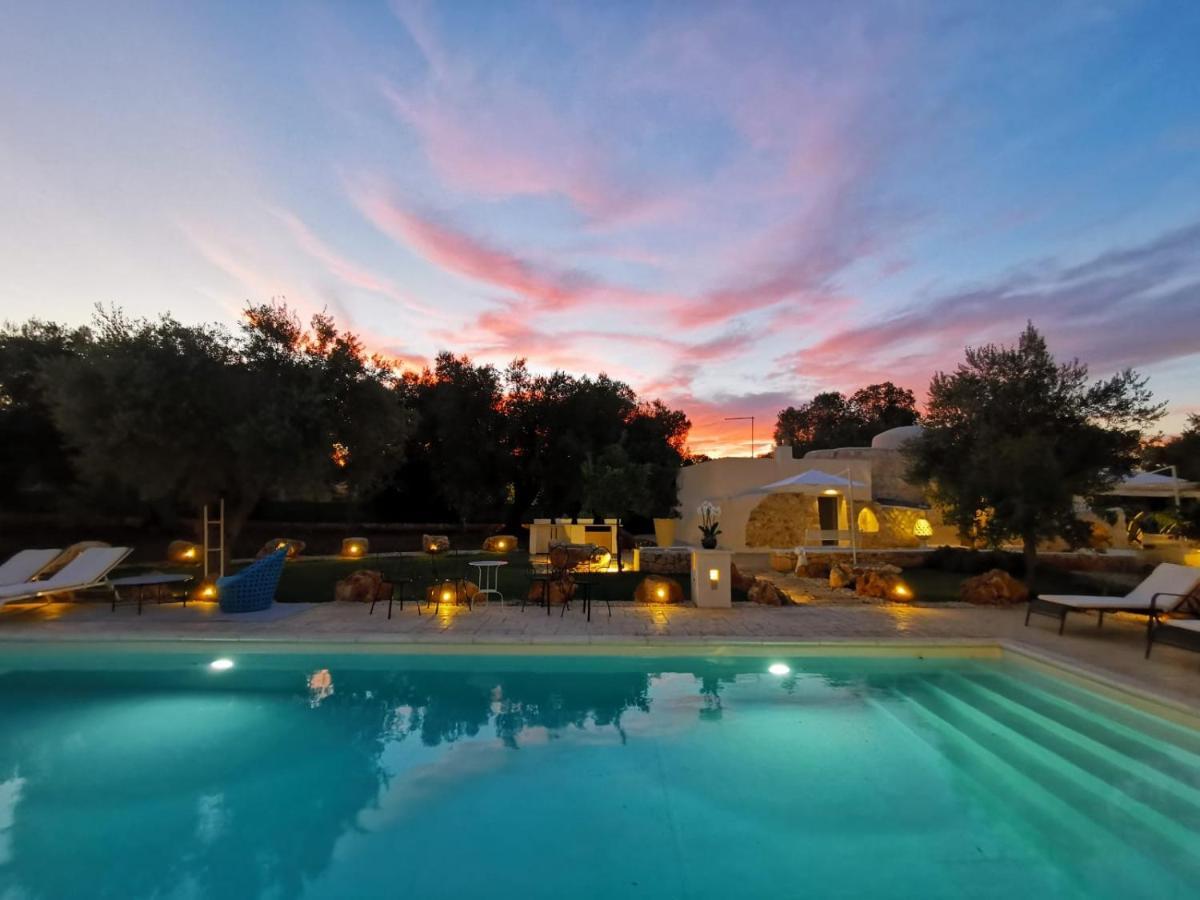 B&B Trulli Moonlight Da Grace Ostuni Buitenkant foto
