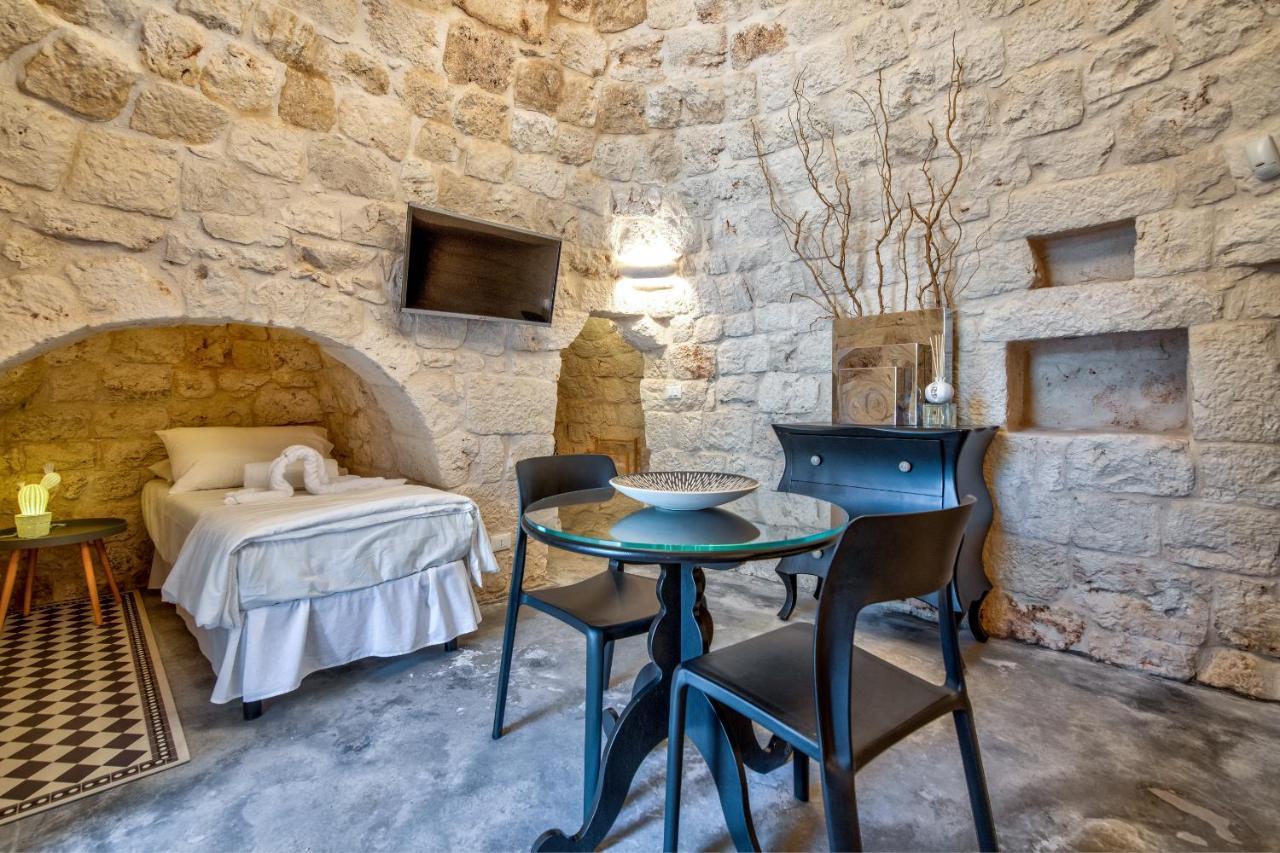 B&B Trulli Moonlight Da Grace Ostuni Buitenkant foto